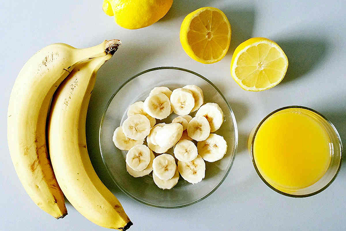 Бананы и лимон