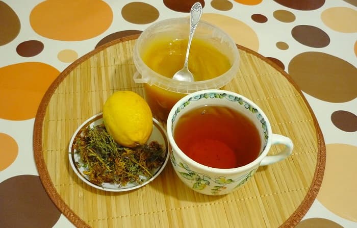 Мед, чай, лимон